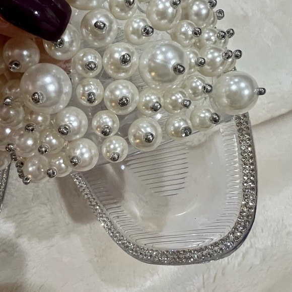 Jessica Simpson slides size 6&8 - Picture 3 of 4